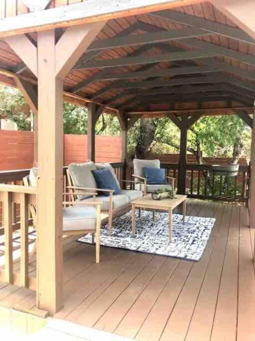 The Longhorn Cabin - Cabins At Rim Rock Austin Exterior photo